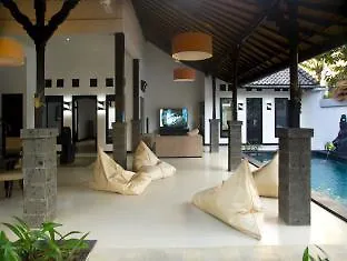 Delight Art Villas Seminyak  Seminyak (Bali)